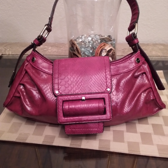 Purses - Picture 2 of 14